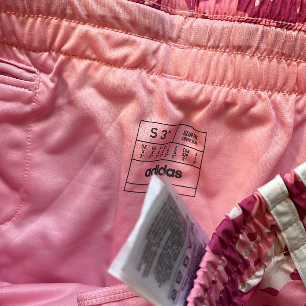 NWT!!  Adidas pink camo shorts, size small and large - Picture 13 of 15